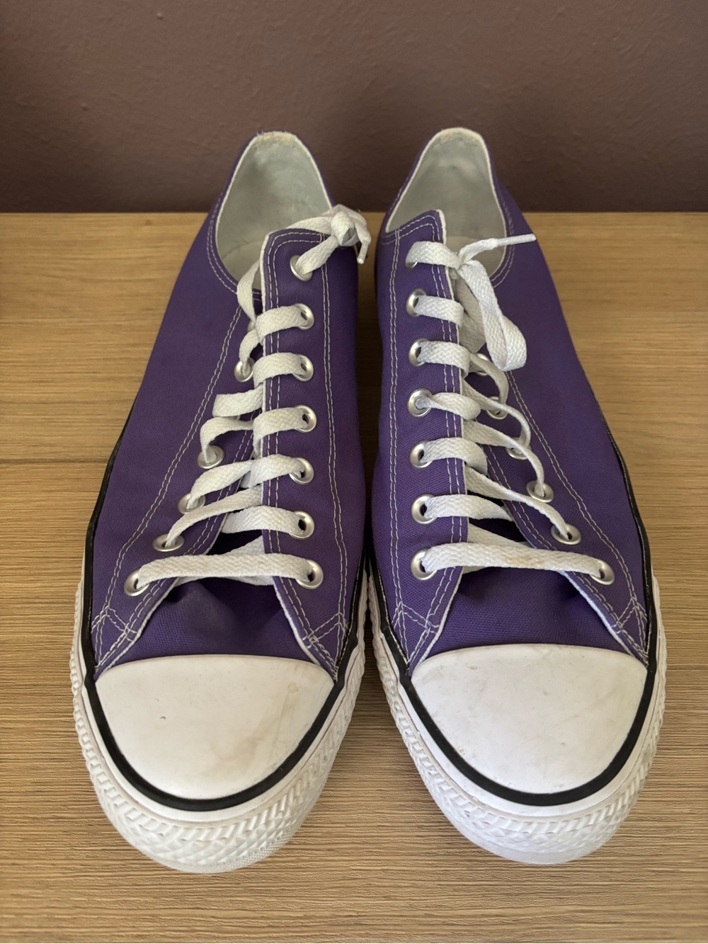 Men’s Purple Low-Top Converse Canvas Sneakers - size 13